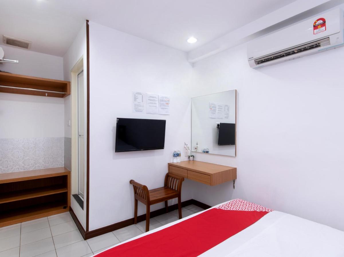 Hotel Oyo 89345 Api-Api Gh Kota Kinabalu Esterno foto