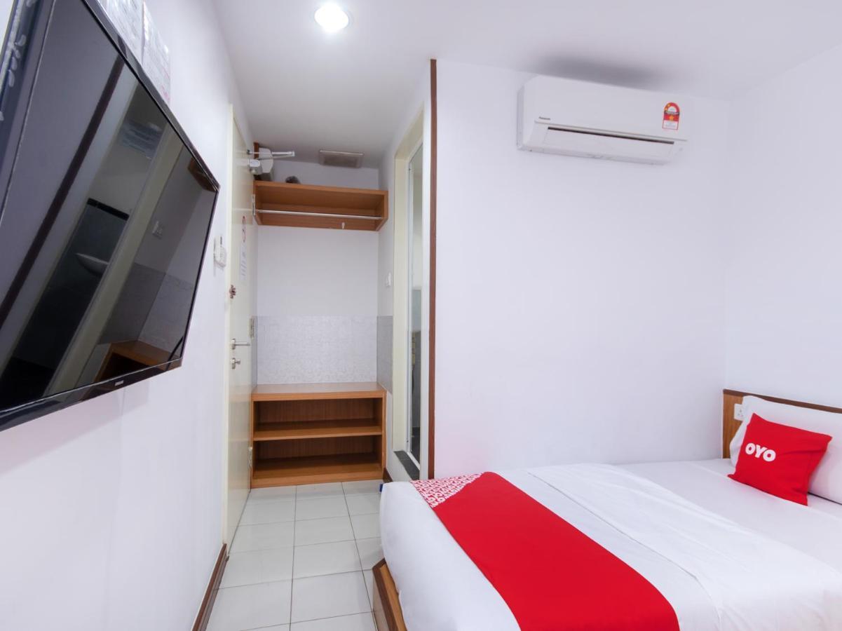 Hotel Oyo 89345 Api-Api Gh Kota Kinabalu Esterno foto