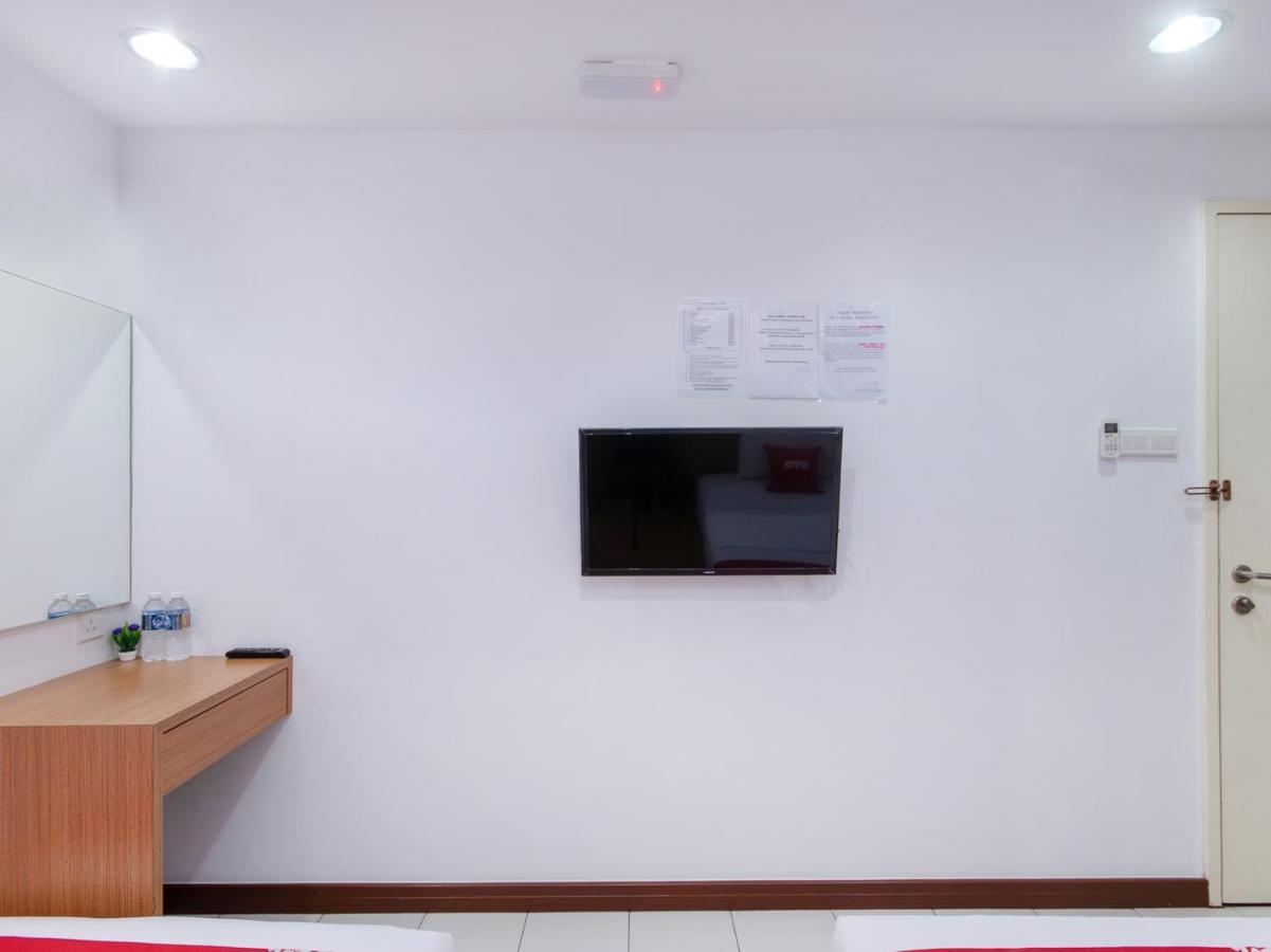 Hotel Oyo 89345 Api-Api Gh Kota Kinabalu Esterno foto